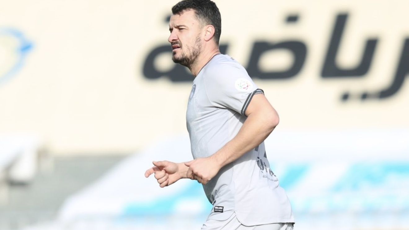 Constantin Budescu, moment de geniu la arabi: A marcat direct din corner! Lovitură fabuloasă a atacantului așteptat de Gigi Becali la FCSB | VIDEO