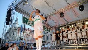 FOTO ** Show de Ligă la prezentarea lui "U" Cluj! "Nu-mi pare rău că am plecat de la Dinamo!"