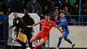 Dinamo îl poate pierde pe Stoinov pe o sumă mică! Impresarii nu vor să accepte o clauză mai mare: „Discuții complicate”