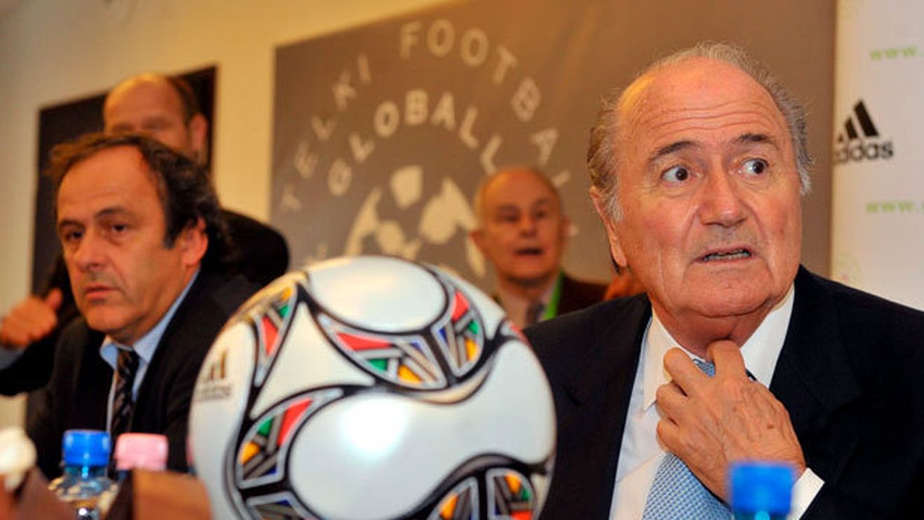 FIFA începe reforma după 12 luni de BLAM!** Cele 3 măsuri menite să spele reputația pătată a forului mondial