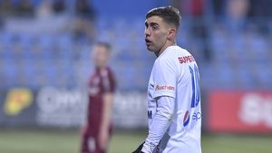 Ce țeapă și-a luat Nelu Varga. Atacantul Jefte Betancor a semnat cu Olympiacos