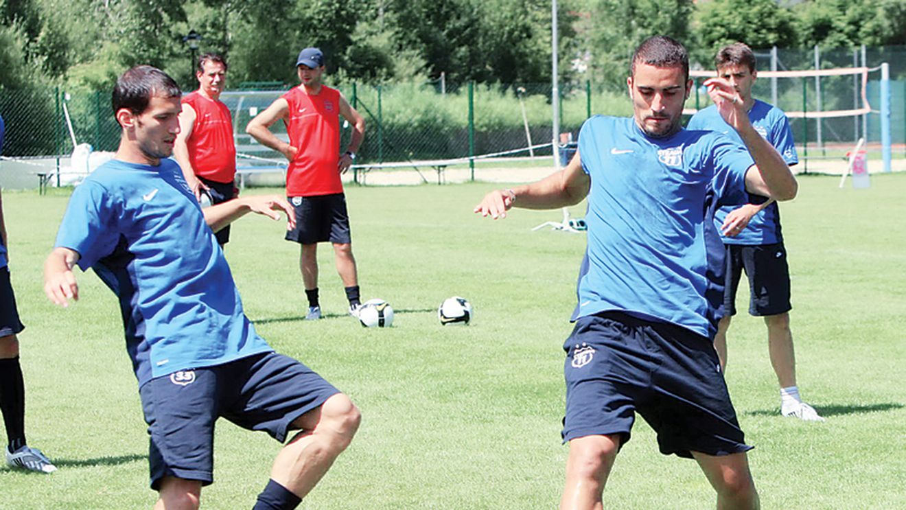 Steaua n-are un "cap" în atac