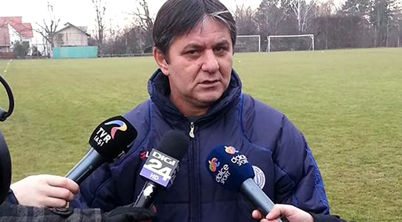Lăcătuș:** 