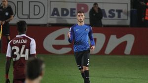 "Sânge proaspăt" în Liga 1: Gică Hagi l-a trimis titular în premieră, la 19 ani. Cine e următorul pariu al "Regelui", decisiv după doar 29 de minute