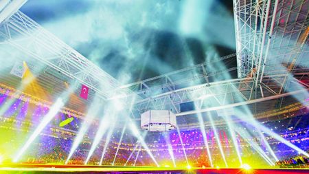 Gică Popescu, impresionat de noua arenă a Galatei:** "Acum le mai trebuie echipă"