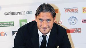 Totti a câștigat trofeul "Golden Foot"!** "Te iau la Monaco"