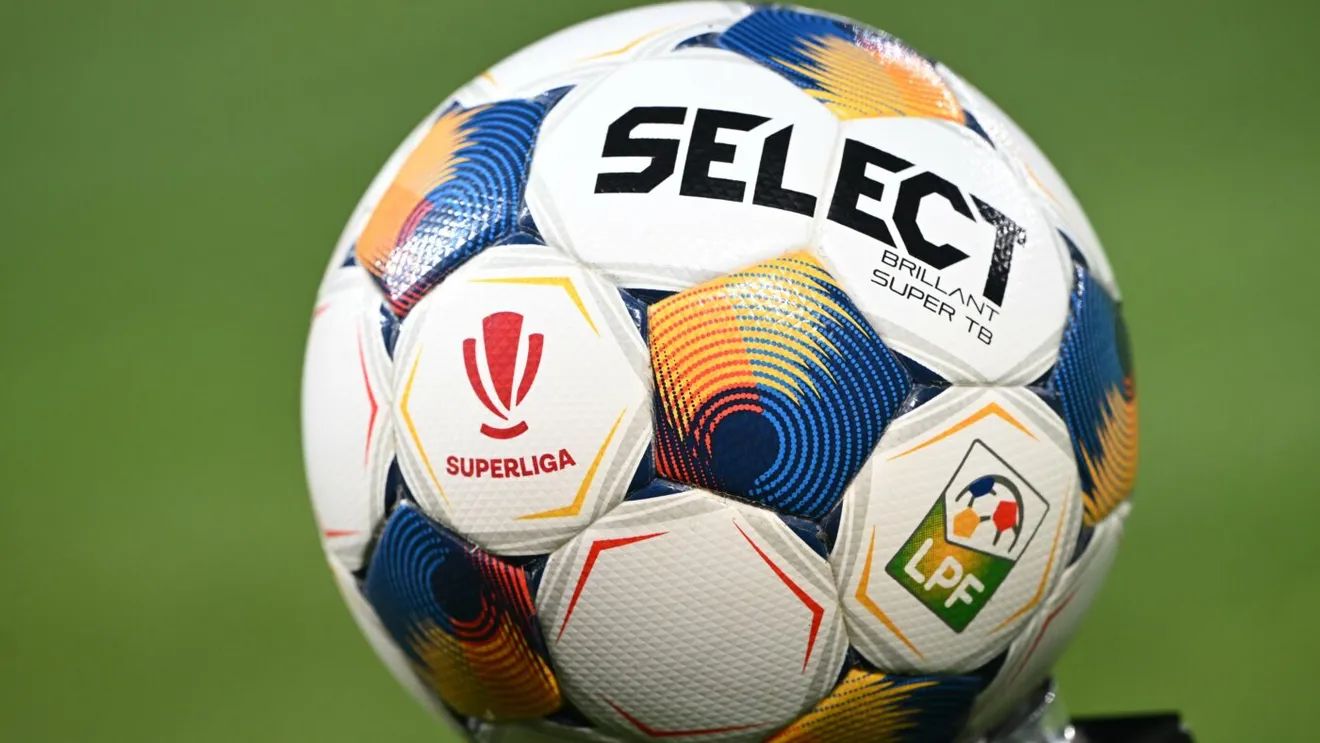 FIFA face prăpăd în Superliga. Două cluburi au primit interdicție la transferuri