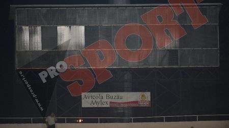 La Buzău scorul nu se vede, se AUDE!** Soluția de compromis în timpul în care în România se ridică 3 super-stadioane