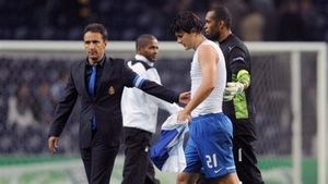 A ratat șansa de a juca alături de Balotelli și Nasri:** Europa, interzisă pentru Cristi Săpunaru!