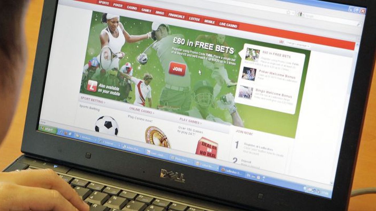 Liga pariorilor! Mara: "Să fim realiști! Fotbaliștii, toată lumea joacă la paruiri, la poker! Nu cred că sunt așa proști să parieze împotriva echipei lor"