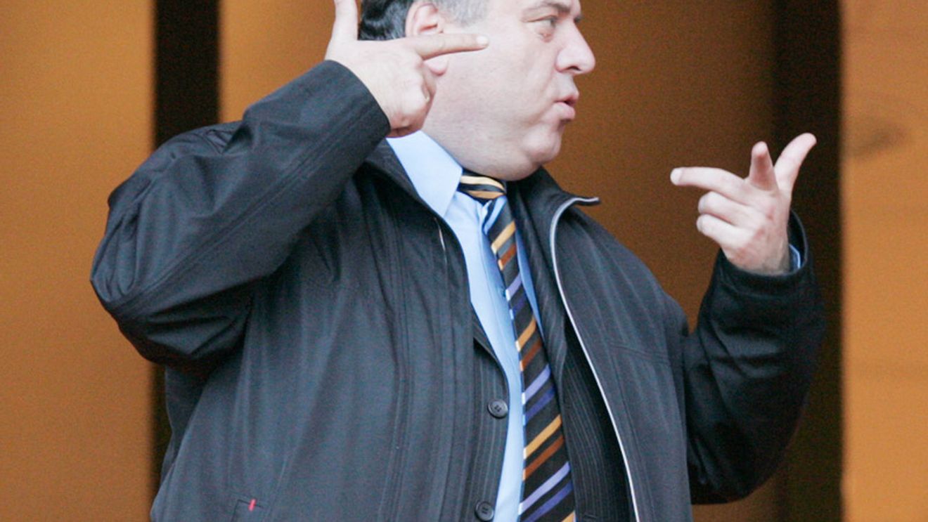 "Vreau ca Lucescu și Hagi să candideze pentru șefia FRF"