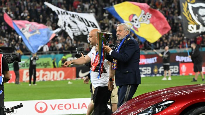 Gigi Becali, către Ilie Năstase: "Nu te mai uita după femei"