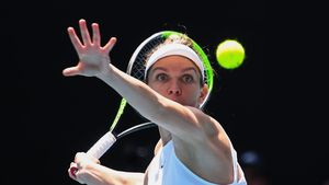 După victoria la simplu de la Praga cu slovena Polona Hercog, Simona Halep a aflat când va juca alături de cehoaica Barbora Strycova