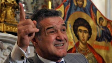Ce contract fabulos i-a făcut Gigi Becali lui Denis Haruț! „Mi-a cerut bani de apartament! Bine, ia și de apartament” EXCLUSIV