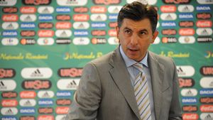 VIDEO Negoiță are suportul lui Lupescu:** "Fanii să înțeleagă că va dura 2-3 ani să se creeze o echipă la Dinamo"