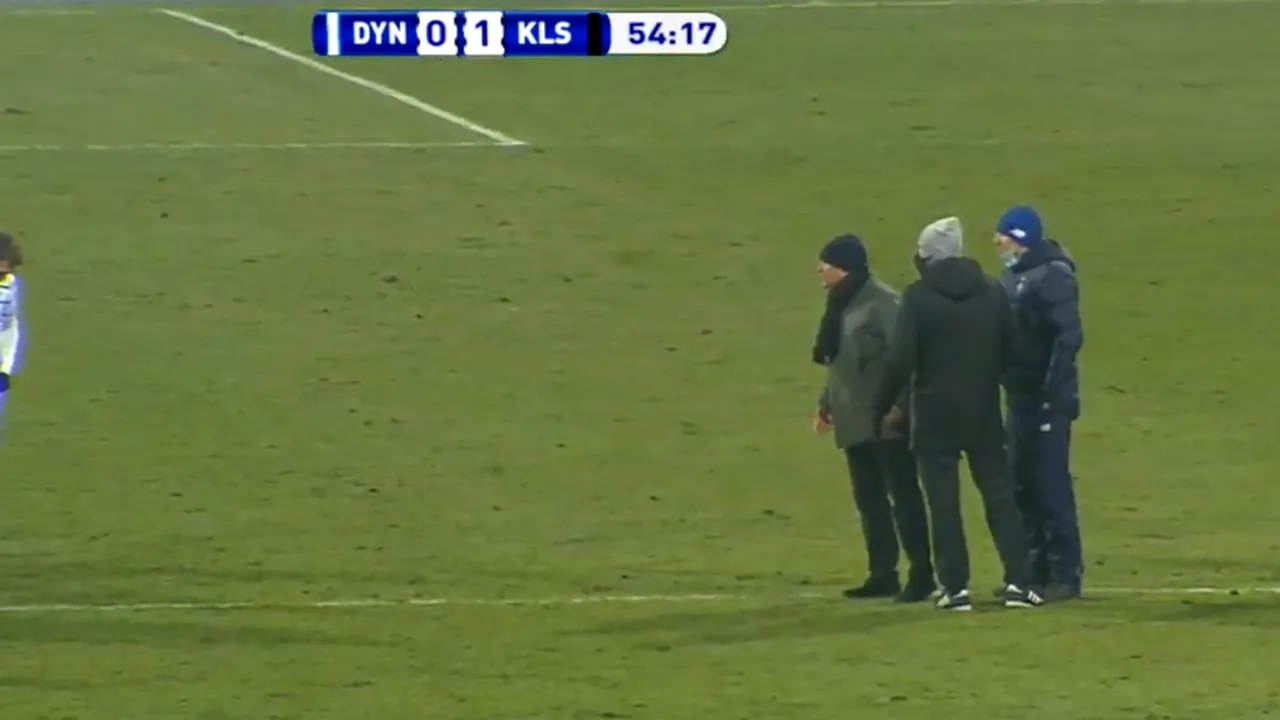 Mircea Lucescu, scene incredibile la meciul lui Dinamo Kiev! A intrat până la mijlocul terenului ca să se certe cu arbitrul partidei | VIDEO