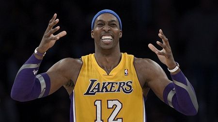 Dezastru cu repetiție!** Lakers a pierdut în ultimul minut cu Suns, iar play-off-ul e departe!