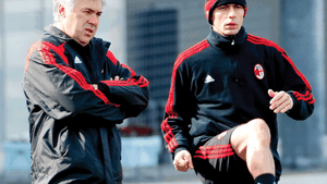 Carlo Ancelotti vrea să facă un pui de român!