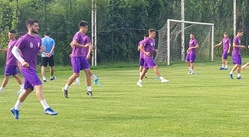 Nicolae Dică are 24 de jucători la dispoziție în cantonamentul de la Valea Iașului.** Una dintre următoarele două achiziții ale FC Argeș vine de la FCSB