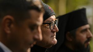 „I-o spun ca fratelui meu”. Mitică Dragomir i-a cerut lui Gigi Becali să se împace de urgență cu femeia pe care a atacat-o dur