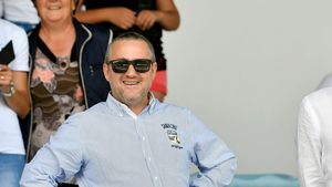 Transfer bombă la Universitatea Craiova! Fotbalistul crescut de Gică Hagi, despre care s-a spus că e dorit de Gigi Becali la FCSB, dar și de Dinamo, e prima lovitură pe care o dă Mihai Rotaru