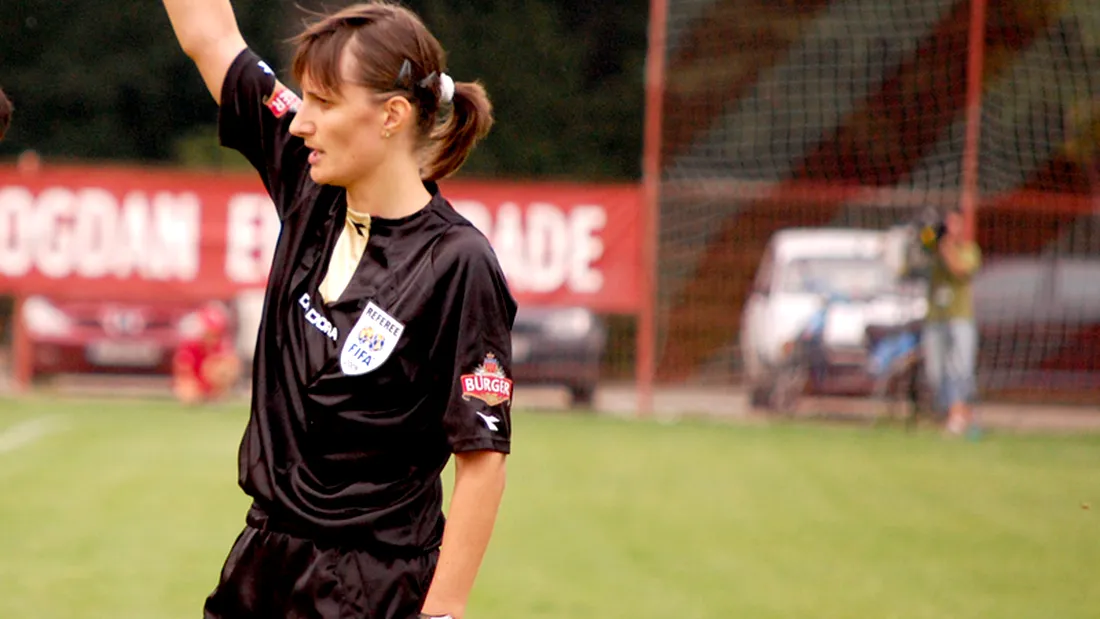 Albon arbitrează** CS Otopeni - FC Bihor