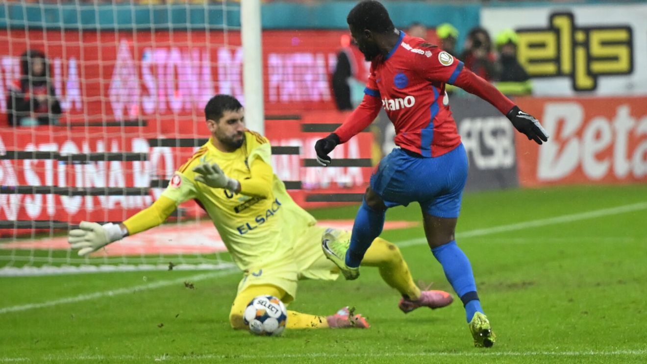 Daniel Bîrligea tremură pe bancă. Înlocuitorul ales de Becali, gol în FCSB - FC Botoșani