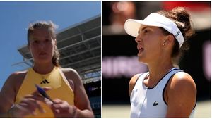 Daria Kasatkina, gest neașteptat față de iubita ei după meciul cu Jaqueline Cristian de la Charleston! Ce a făcut jucătoarea care s-a declarat lesbiană, chiar pe teren. VIDEO