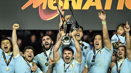 U-lu-i-tor! Franța a câștigat Turneul celor 6 Națiuni după ce a învins Anglia când ceasul arăta zero în dreptul timpului!