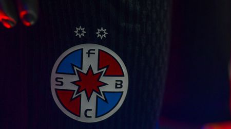 FCSB a mai dat un mijlocaș. Transferul fotbalistului de 20 de ani s-a făcut: „Vine”