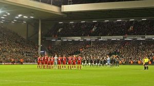 Mai rău decât drogatul de la Ploiești!** Un fan Liverpool, arestat după gestul care a șocat Anglia