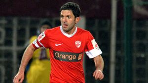 INTERVIU EXCLUSIV Cătălin Munteanu vrea să rămână la Dinamo: "E nevoie și de jucători cu experiență". Ce bucurie a trăit în acest an