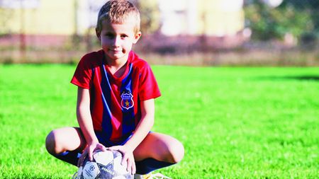 Visează la Steaua!** "Motanul din Pipera"