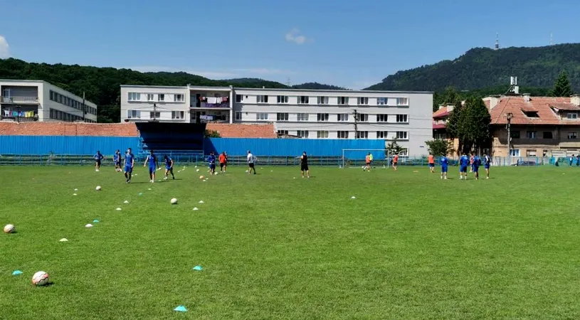 Jucătorii Coronei, ”bulversați” de tot ceea ce se întâmplă în jurul echipei! Se antrenează de o săptămână, însă autoritățile din Brașov nu au discutat o dată cu ei despre noul proiect