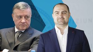 Mircea Sandu răspunde acuzelor lui Adrian Mititelu: „Nu președintele FRF trebuia să facă asta. Discutați cu Adrian Stângaciu, el a inițiat și s-a ocupat de acțiunea dezafilierii Universității Craiova”. EXCLUSIV