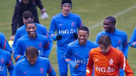 Olanda alături de Germania, Portugalia și Danemarca în grupa B!** Vezi lotul lărgit al batavilor pentru Euro 2012