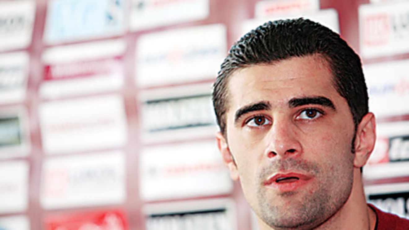 Coman: "Aș accepta să-mi prelungesc contractul cu Rapid"