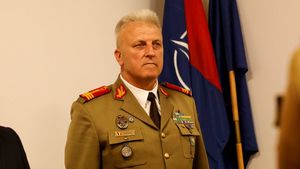 Ce avere are Petruț-Dănuț Sârghe-Ciobanu, noul comandant de la Steaua București. Colonelul are trei apartamente, două case și mai multe terenuri și depozite bancare de zeci de mii de euro