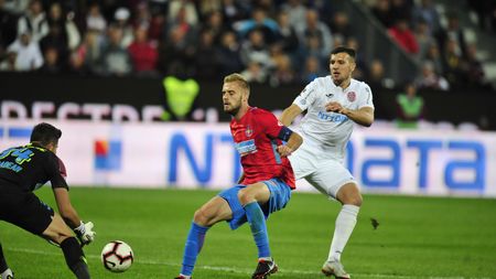 Toate fazele controversate din CFR - FCSB 1-1. "Camora trebuia eliminat de două ori". Golul gazdelor, perfect valabil!