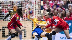 Prima reacție a lui Radu Voina după ce România a fost spulberată de Danemarca la Campionatul Mondial: „Ne-am speriat de ele”. EXCLUSIV