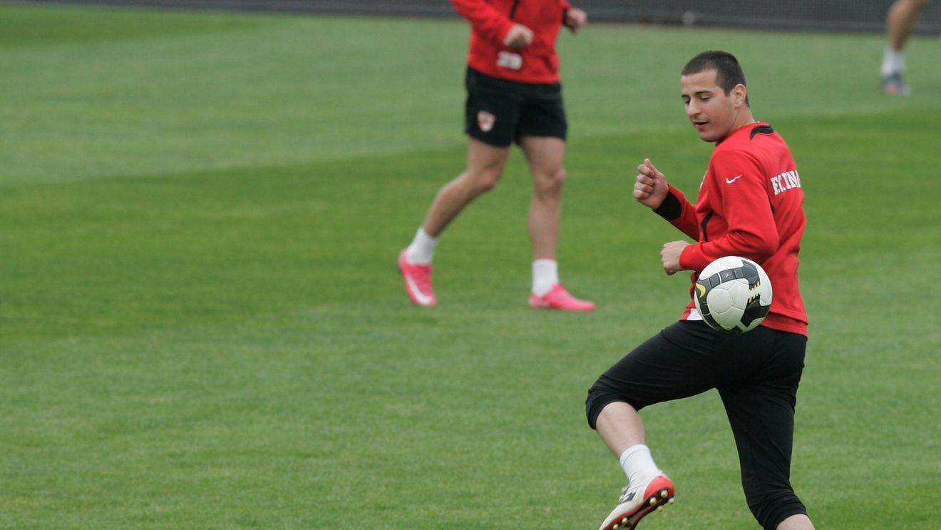 "Am fost nevoiți să apelăm la 'prinții'** Ad. Cristea și Zicu..."