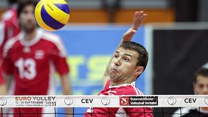 INTERVIU | Găvan: "Companiile ar trebui să investească și în voleiul pe plajă, dar și în cel de sală" CN de beachvolley powered by Dolcesport și susținut de ProSport începe pe 31 iulie