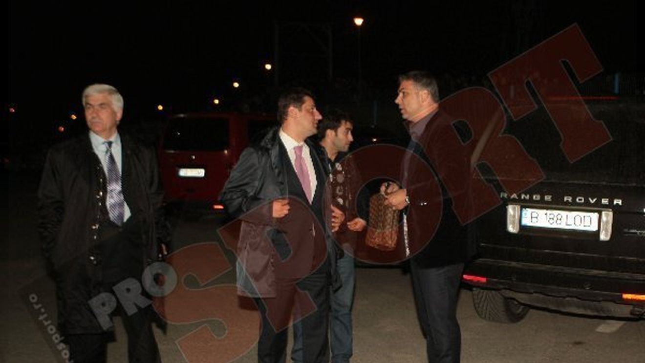 Momente incredibile la Cluj!** Becali și Oli, bruscați de forțele de ordine: "Cred că erau maghiari!"** Antrenorul a fost înjurat