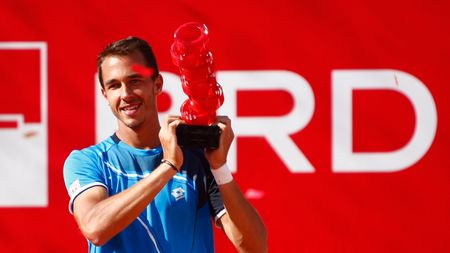 Povestea trofeului-coroană de la Năstase-Țiriac Trophy spusă de creatorul Ioan Nemțoi, omul cu lucrări expuse și la centrul McLaren