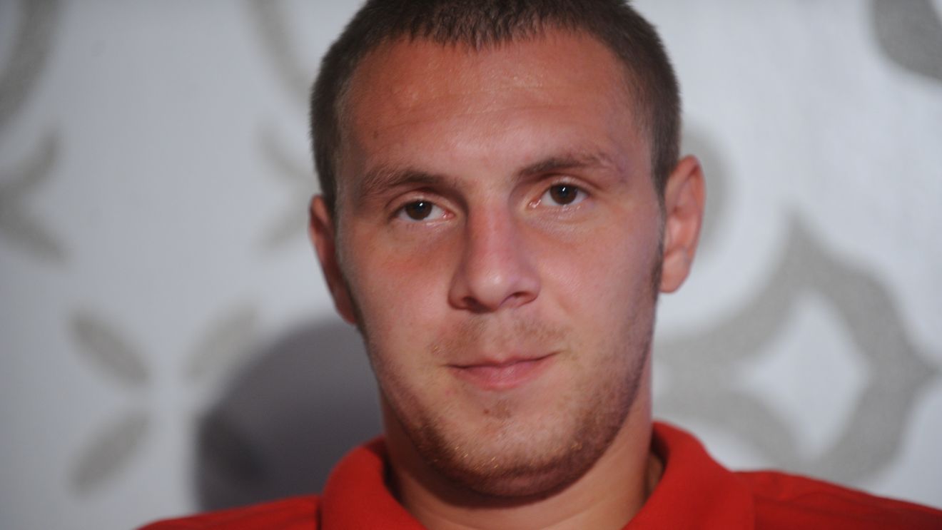 Moți nu crede că Borcea a trădat-o pe Dinamo: "Cât de malefic să fii să faci așa ceva?". Întrebare: Vei scrie într-o carte absolut tot ce ai trăit în fotbal? Moți: "Nu!". Ce nu trebuie să afle publicul