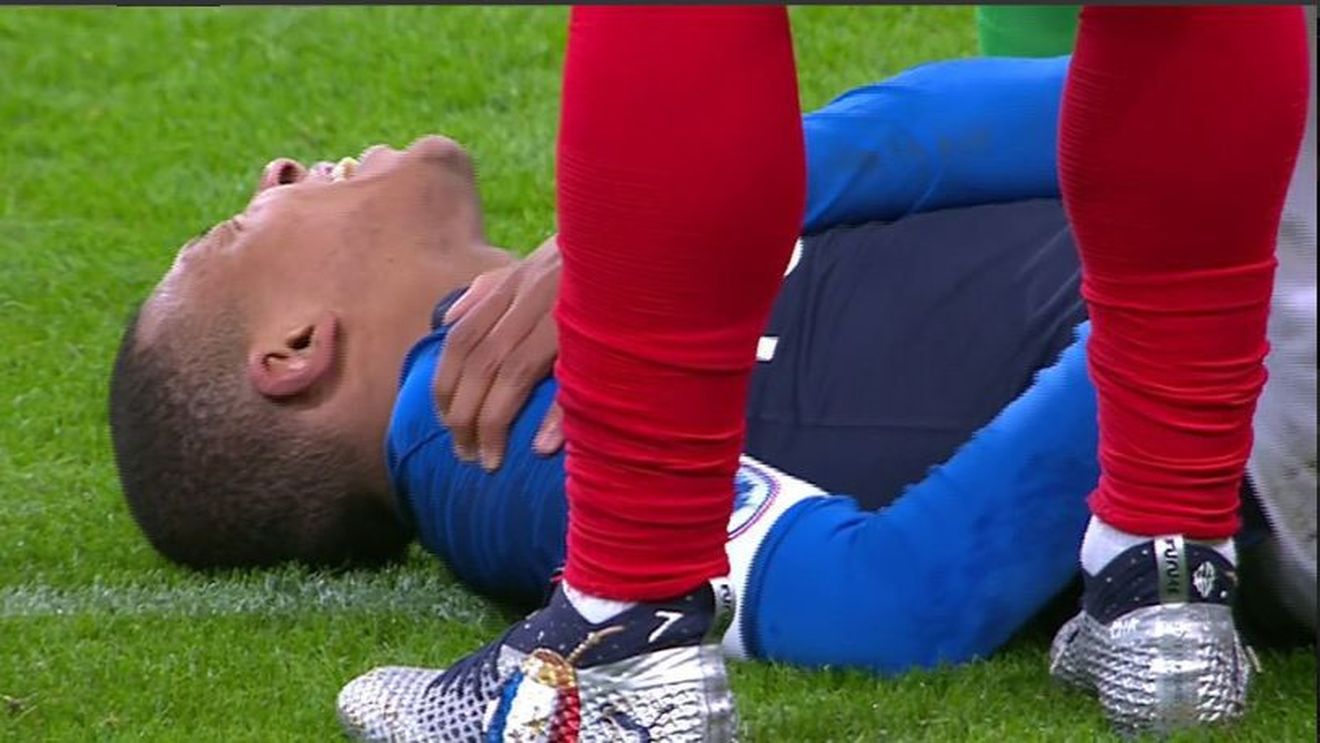 Selecționerul Didier Deschamps a venit cu ultimele noutăți despre accidentarea lui Mbappe: "Veștile nu sunt liniștitoare, dar nici îngrijorătoare"