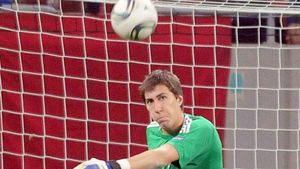 Fanii l-au transferat pe Costel Pantilimon la Arsenal, dar acolo a dat peste cea mai urâtă surpriză! :)** Ce i-au făcut englezii în FIFA 2012