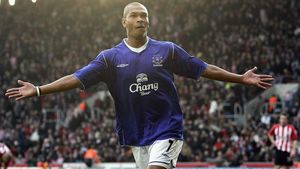 FOTO | A jucat la Everton și Leicester, a câștigat milioane din fotbal și acum a fost declarat falit! Problemele cu drogurile l-au adus la sapă de lemn