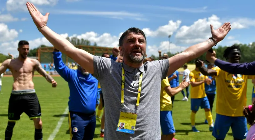 Adrian Mihalcea, explozie de bucurie după ce a calificat Unirea Slobozia în play-off: ”E fantastic!”. Cum și-a motivat jucătorii înaintea ”finalei” cu Ripensia și planul care-l face să viseze departe: ”Dacă reușim, e extraordinar”