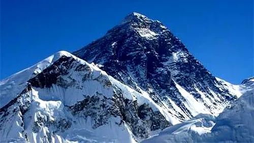 În loc să se plimbe cu nepoții în parc, bunica alpinistă e hotărâtă să urce pe Everest